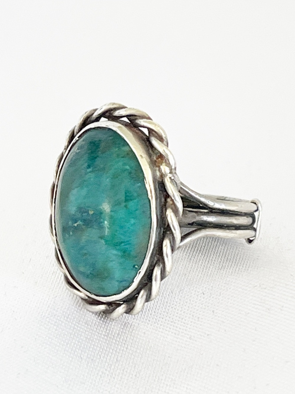Native American Navajo Sterling Silver Turquoise Twisted Rope Bezel Split Band